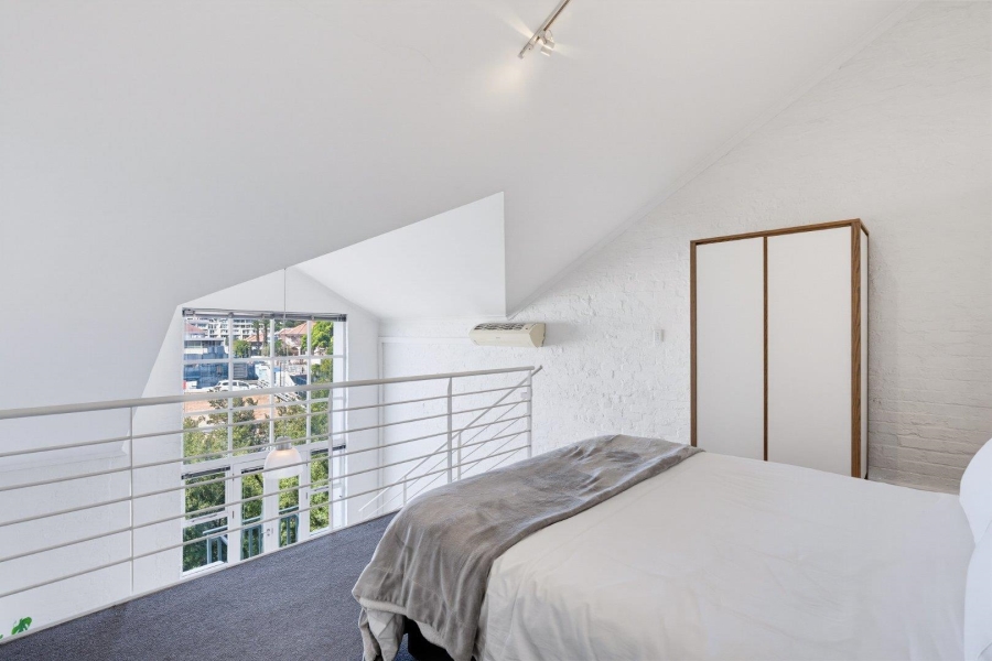 To Let 1 Bedroom Property for Rent in Oranjezicht Western Cape